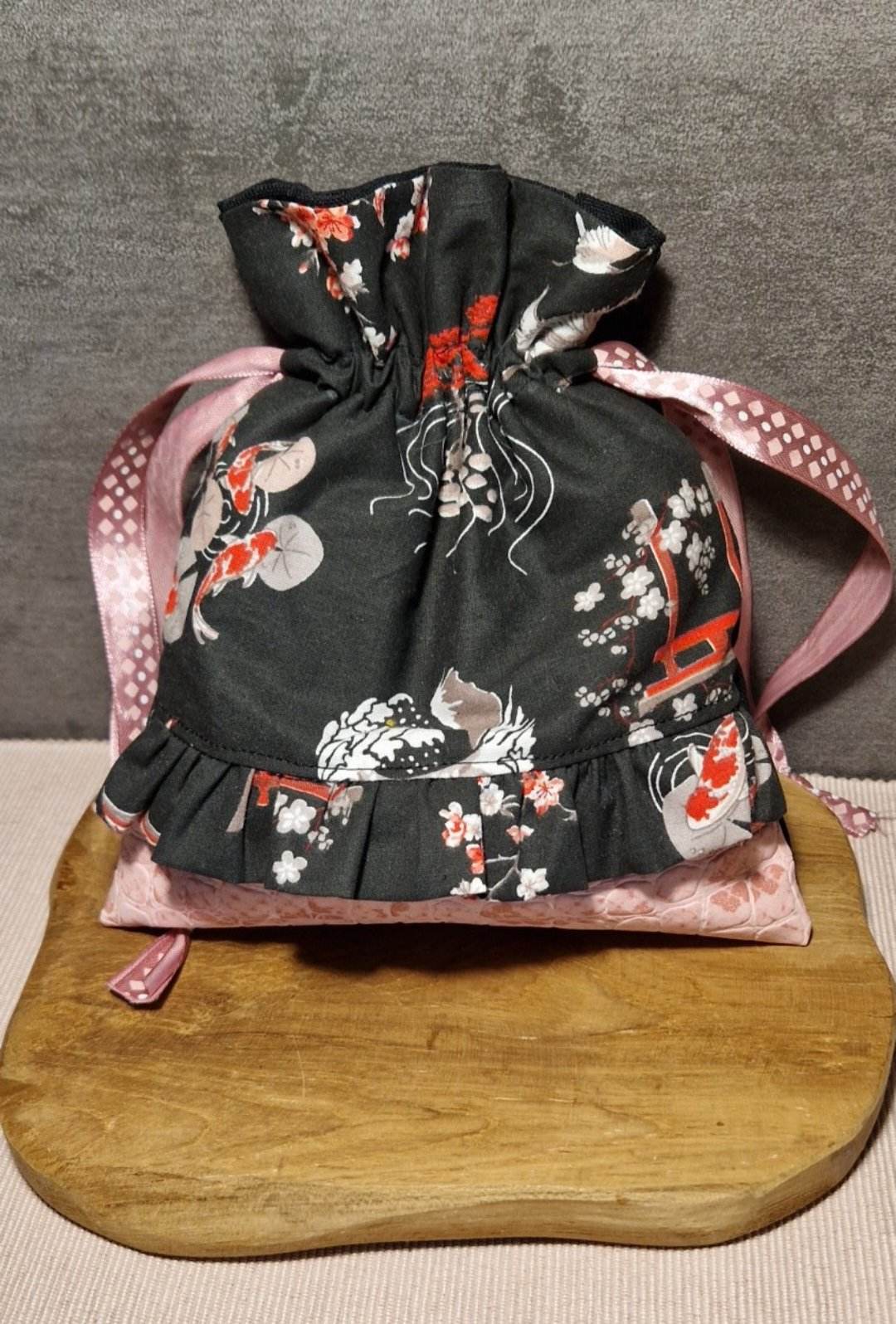 Pochon bi-matière 10 lingettes "Noir"