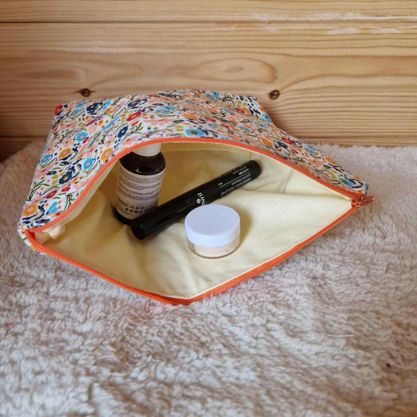 Grande trousse maquillage "fleurie multicolore"