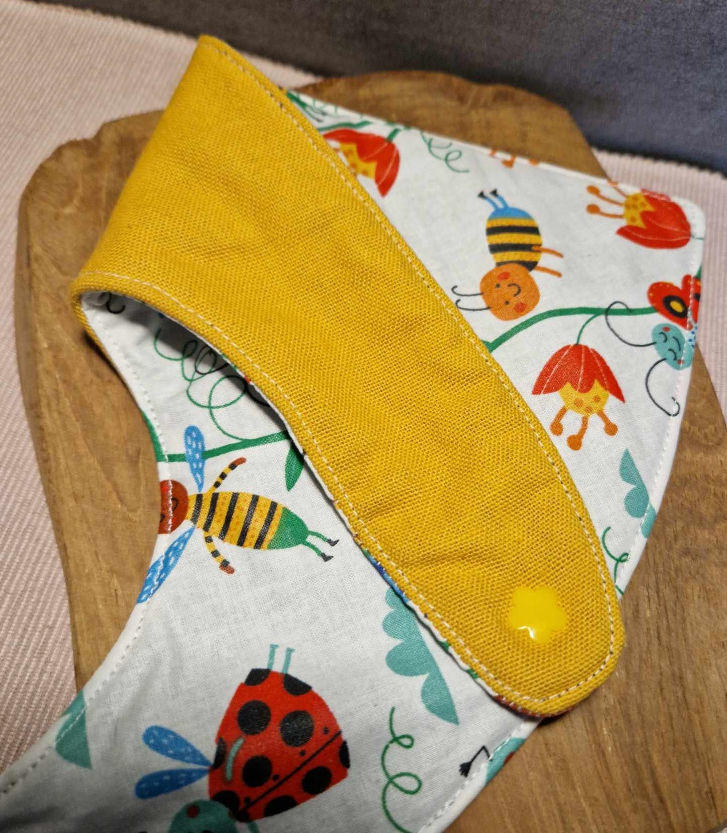 Bandana plastifié "abeilles"