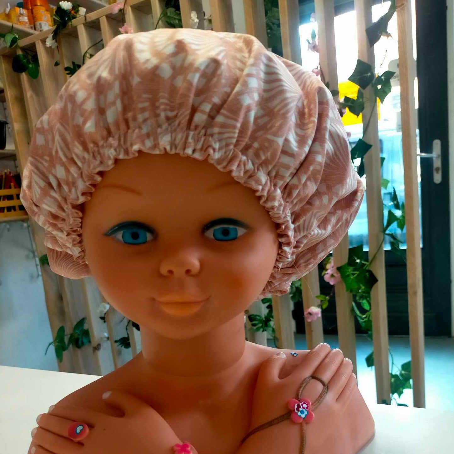 Charlotte  de douche et soins capillaires "coquillages"- adulte