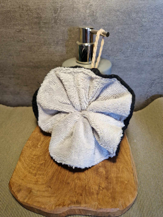 Fleur de douche bicolore "gris/noir" - éponge de bambou