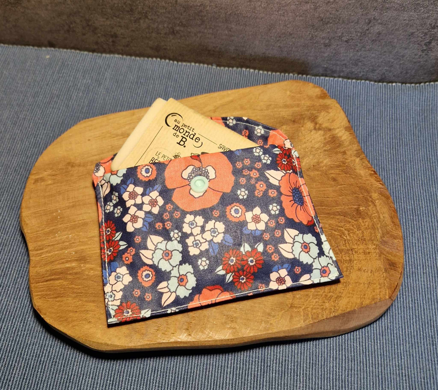 Pochette à savon "fleurie / bleue"