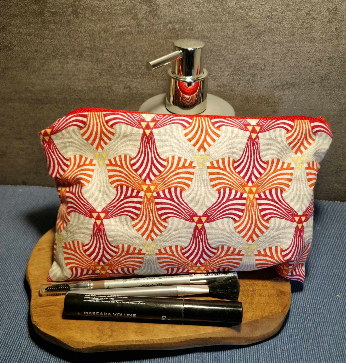 Trousse de maquillage "rouge orange géométrique"